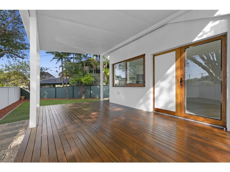 1 & 2/60 Walton Street, Southport QLD 4215