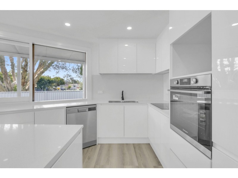 1 & 2/60 Walton Street, Southport QLD 4215
