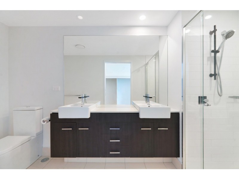 4701/25-31 East Quays Drive, Biggera Waters QLD 4216