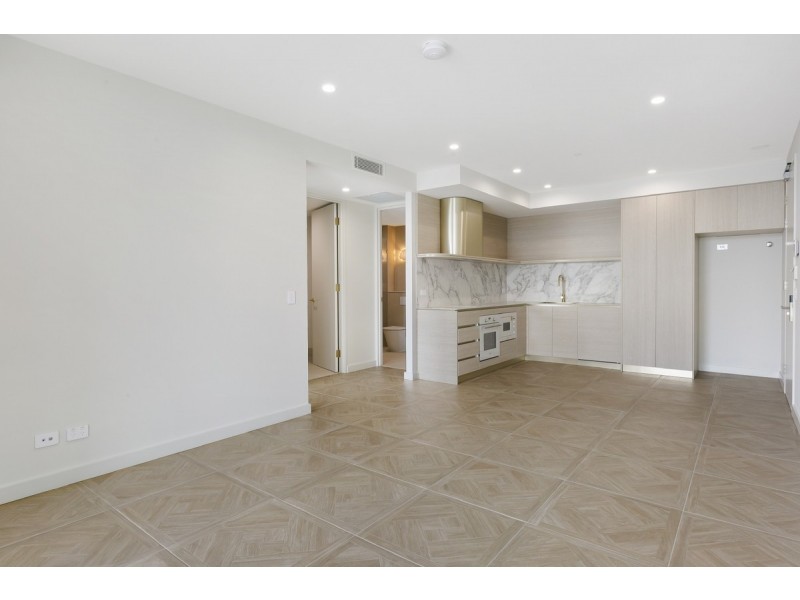 602/24 Queen Street, Southport QLD 4215