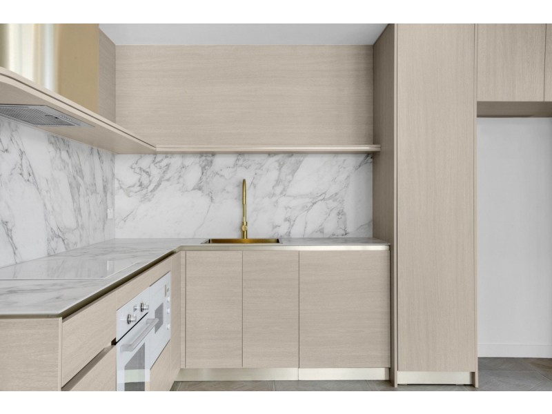 204/24 Queen Street, Southport QLD 4215