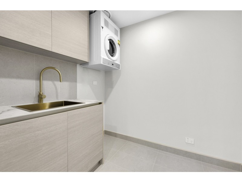 204/24 Queen Street, Southport QLD 4215