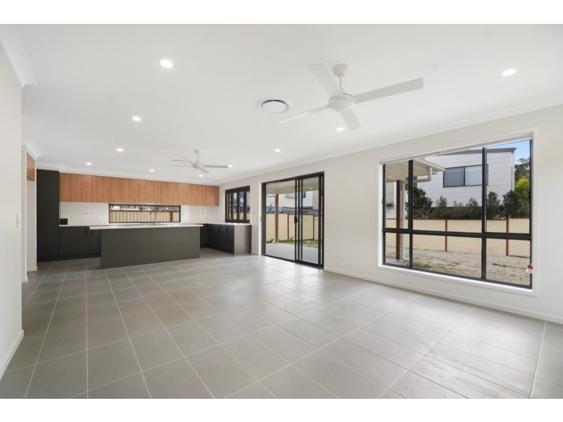 45 Shirley Street, Southport QLD 4215