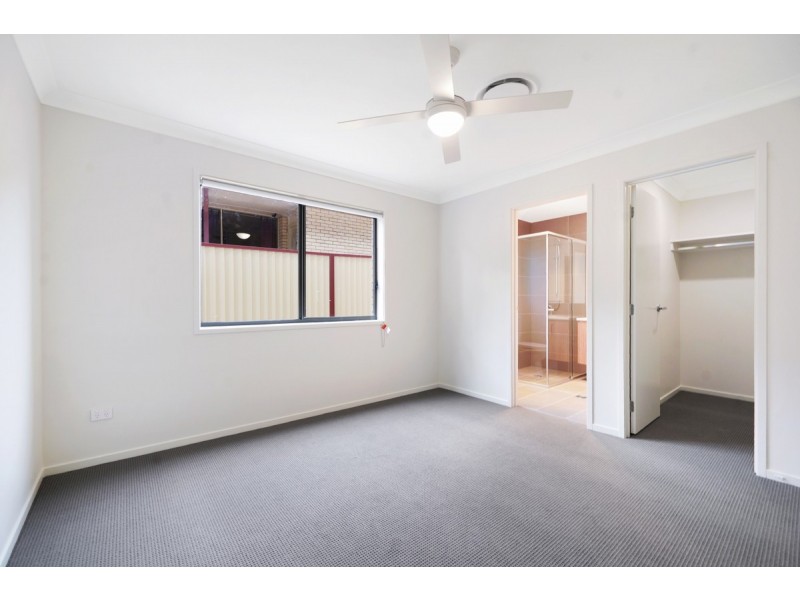 45 Shirley Street, Southport QLD 4215