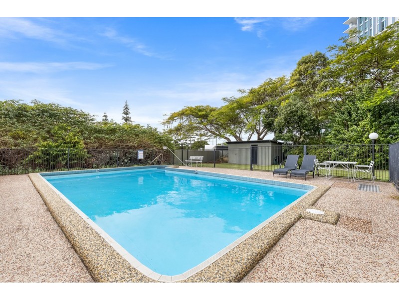 4/18 Queen Street, Southport QLD 4215