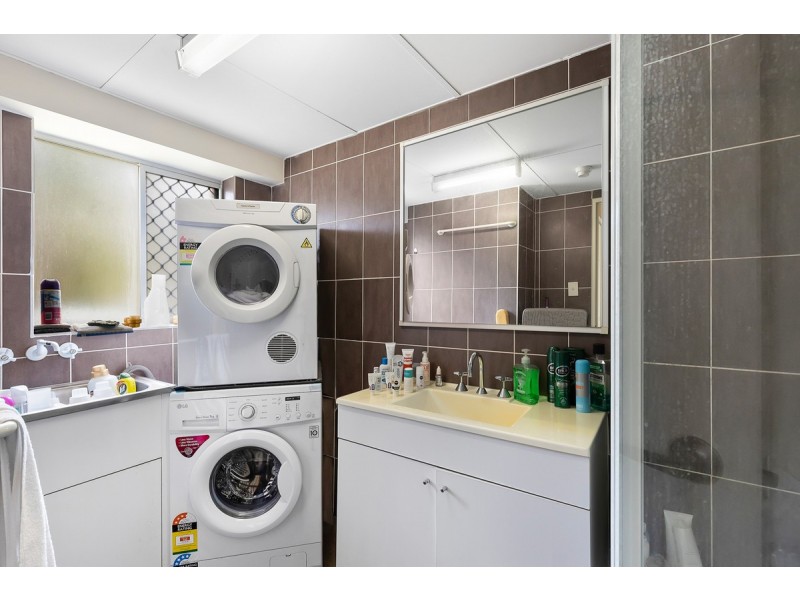 4/18 Queen Street, Southport QLD 4215