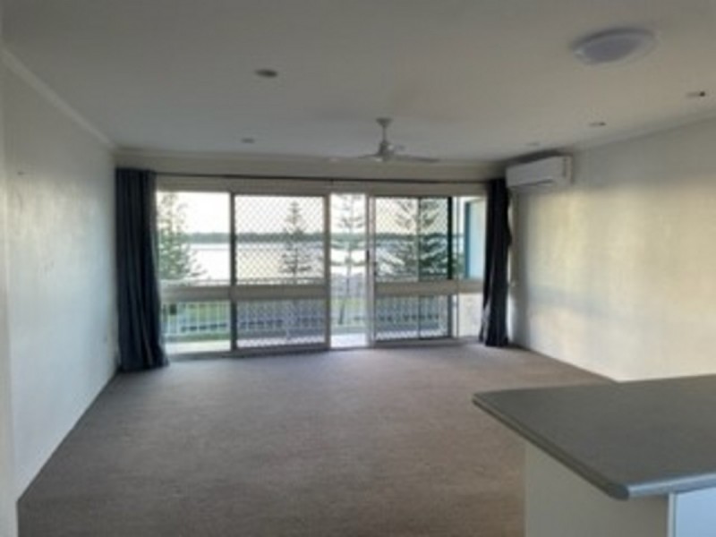 9/402 Marine Parade, Biggera Waters QLD 4216