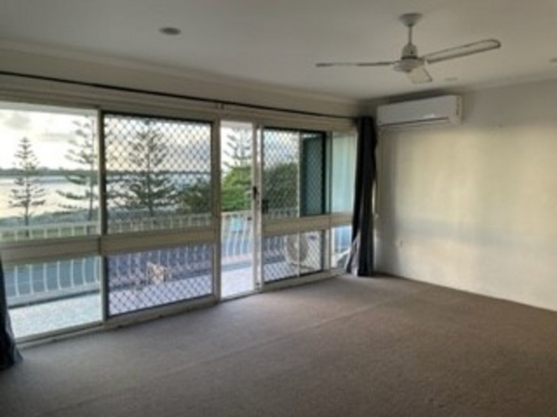 9/402 Marine Parade, Biggera Waters QLD 4216
