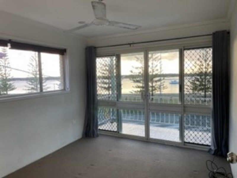 9/402 Marine Parade, Biggera Waters QLD 4216