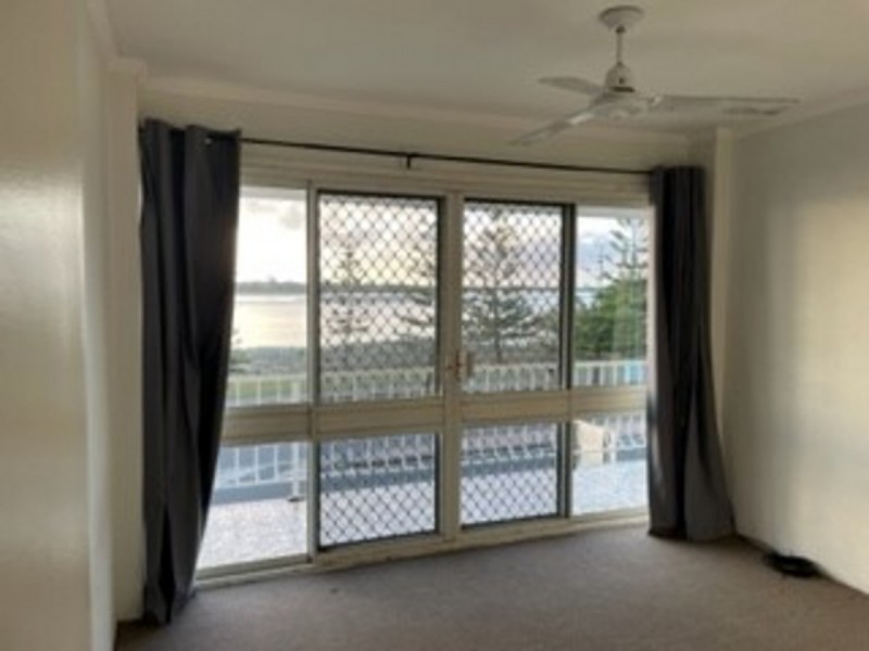 9/402 Marine Parade, Biggera Waters QLD 4216