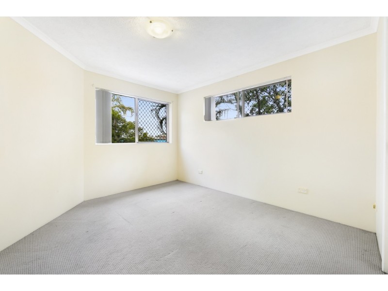 4/28 Sykes Court, Southport QLD 4215