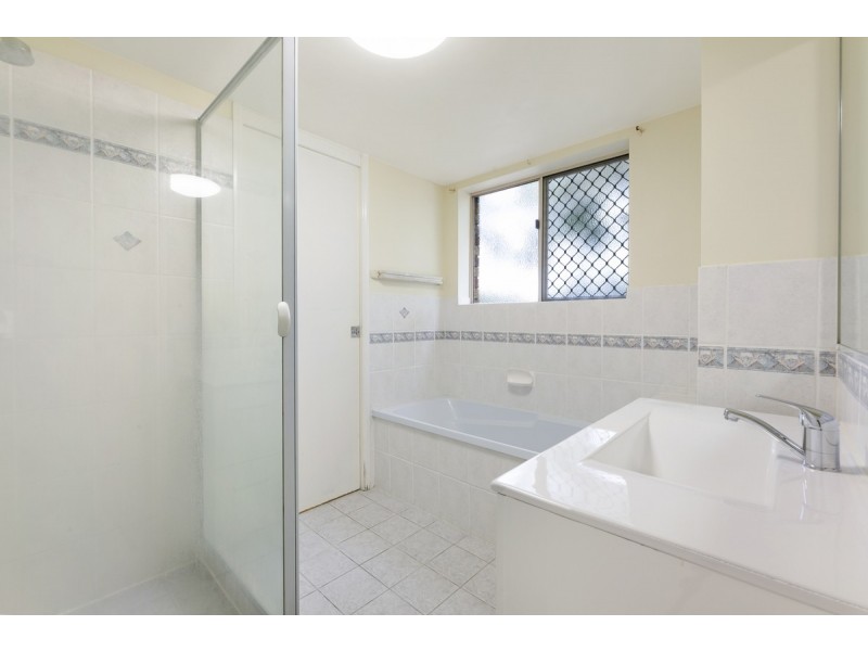 4/28 Sykes Court, Southport QLD 4215