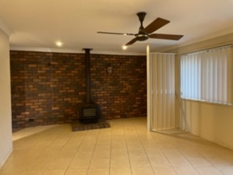 8 Careel Close, Helensvale QLD 4212
