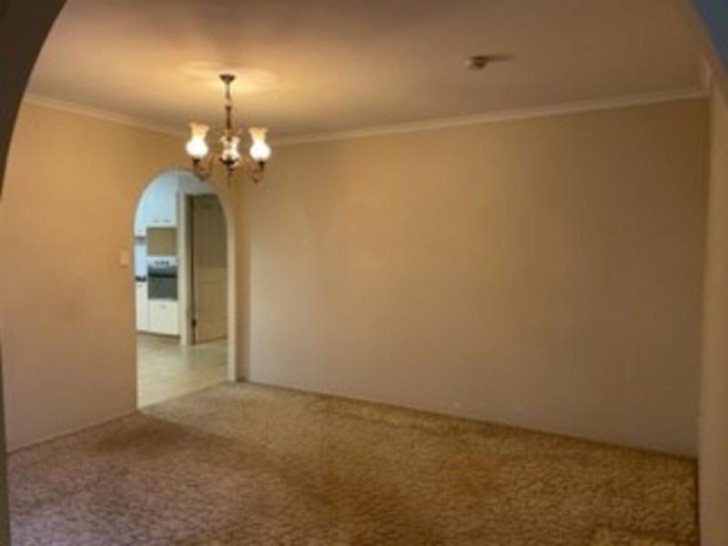 8 Careel Close, Helensvale QLD 4212