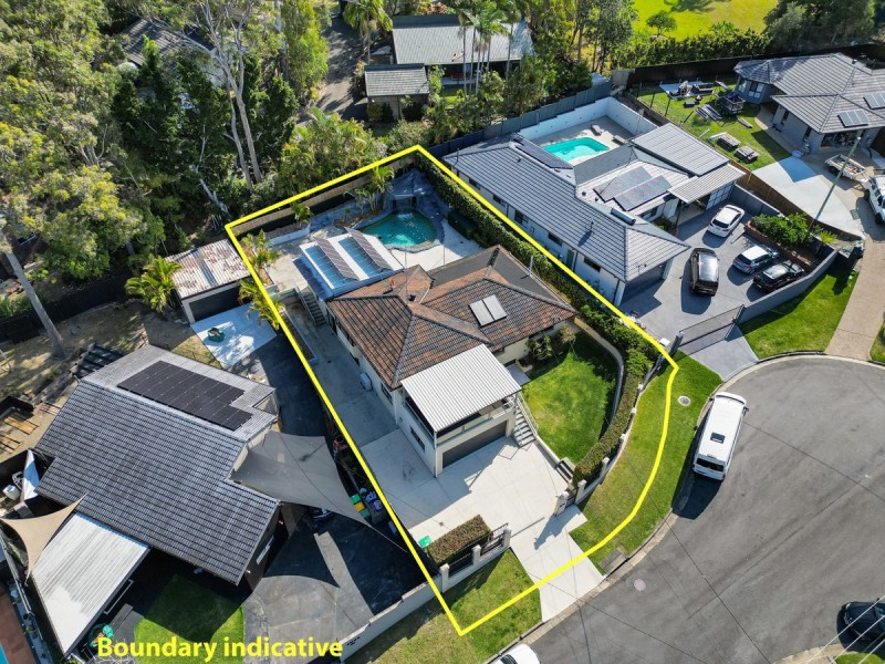 6 Daniel Crescent, Ashmore QLD 4214