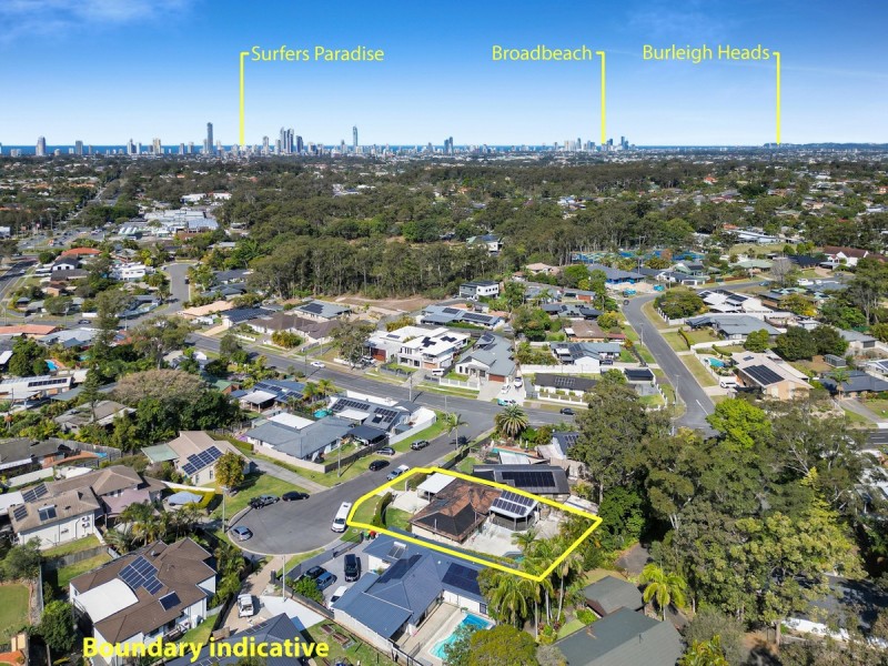 6 Daniel Crescent, Ashmore QLD 4214