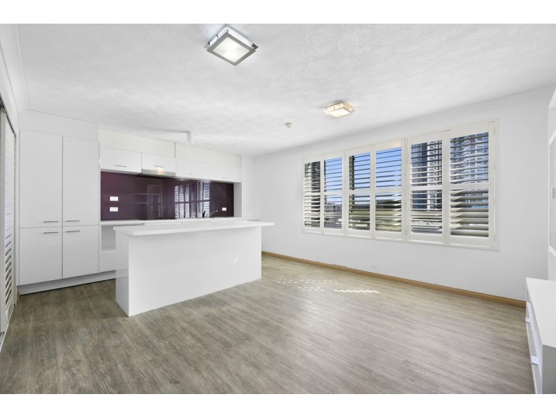 58/30 Marine Parade, Southport QLD 4215