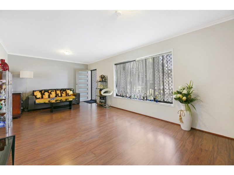 1/214 Scarborough Street, Southport QLD 4215