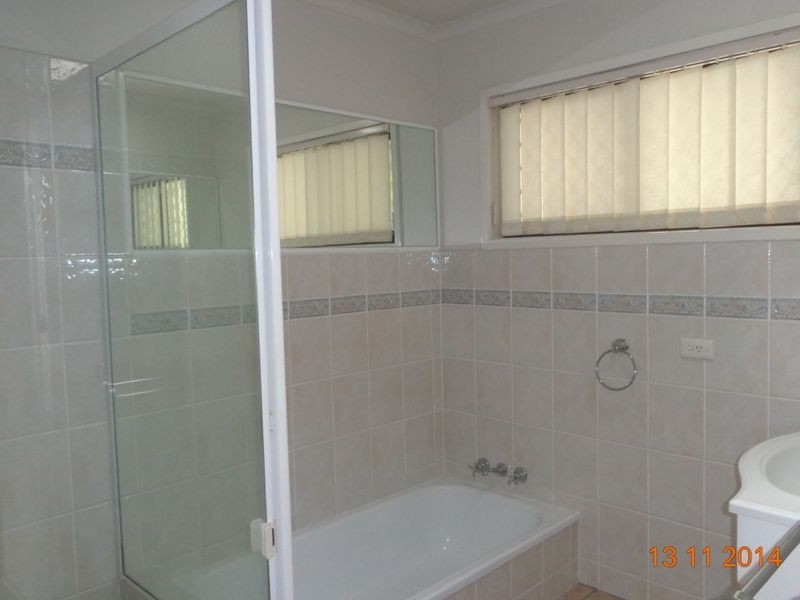 31 Wistaria Avenue, Southport QLD 4215