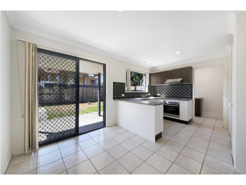 16/31 Archipelago Street, Pacific Pines QLD 4211