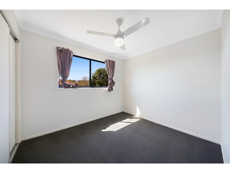 16/31 Archipelago Street, Pacific Pines QLD 4211
