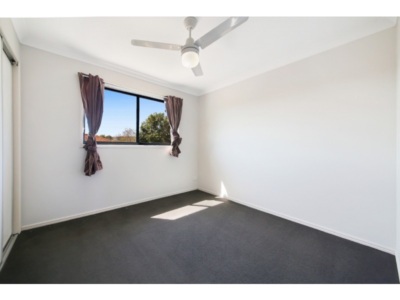 16/31 Archipelago Street, Pacific Pines QLD 4211