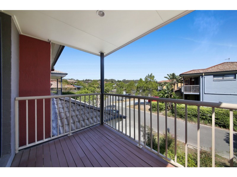 16/31 Archipelago Street, Pacific Pines QLD 4211