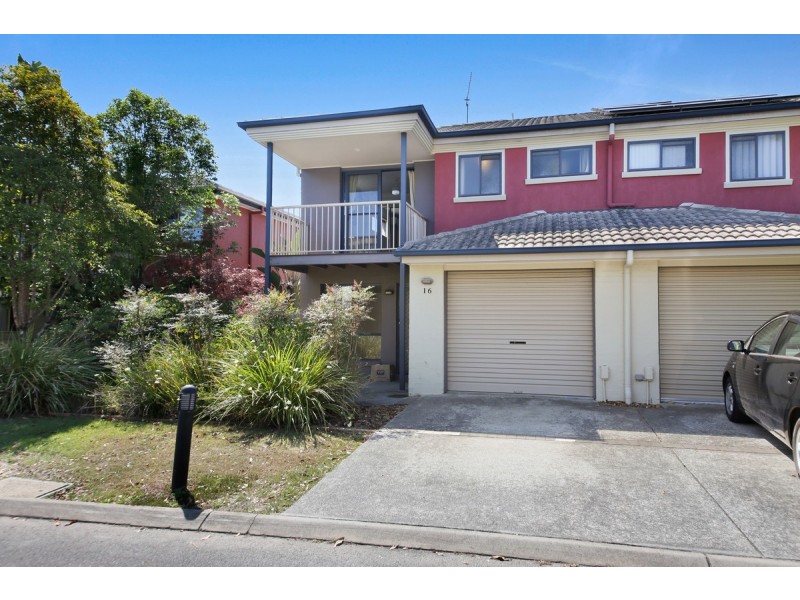 16/31 Archipelago Street, Pacific Pines QLD 4211