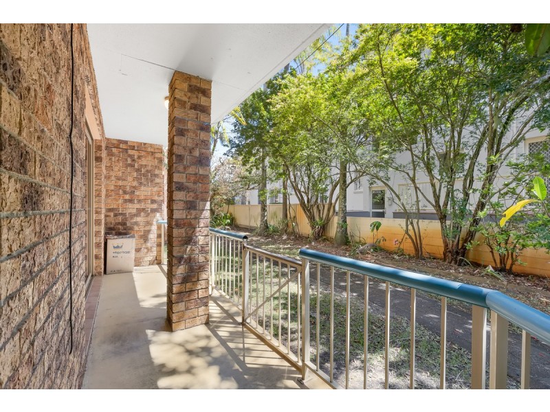 1/144 Marine Parade, Southport QLD 4215