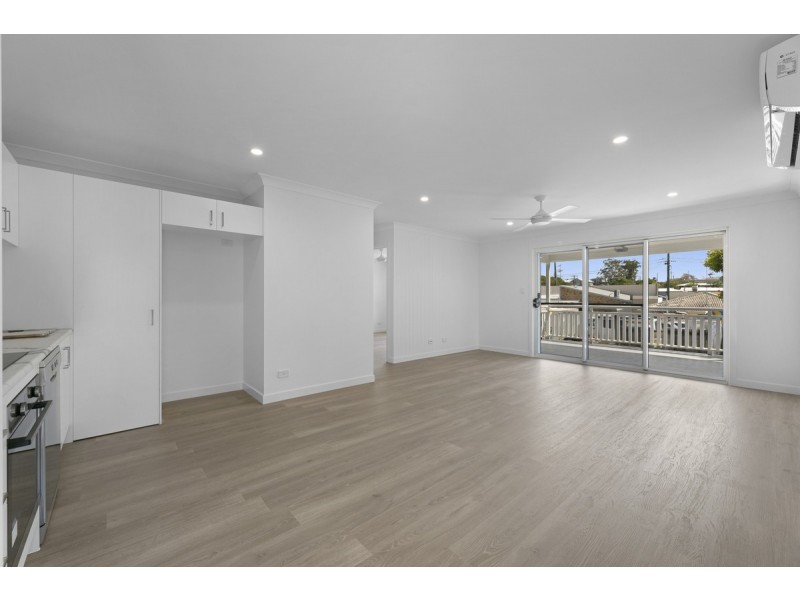 2/15 Fisher Avenue, Southport QLD 4215