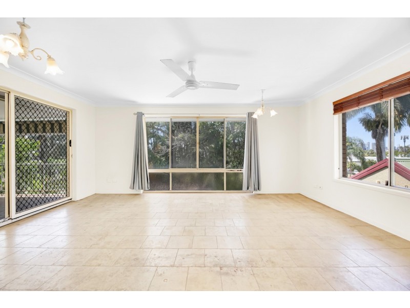 26 Petersen Avenue, Southport QLD 4215