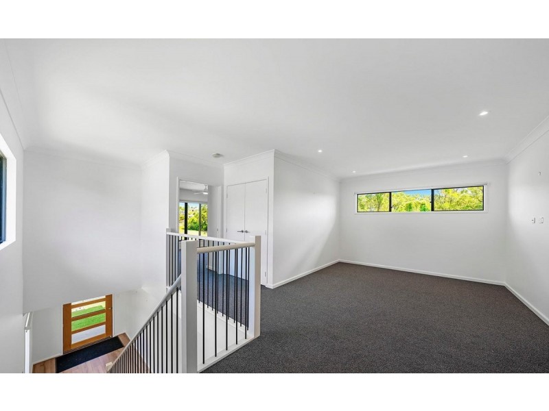 12 Buring Court, Highland Park QLD 4211
