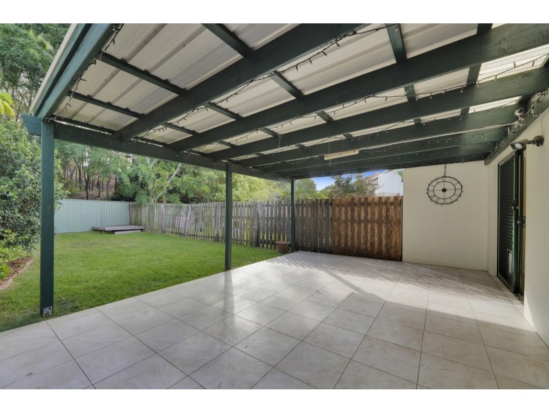 13/156 Greenacre Drive, Arundel QLD 4214