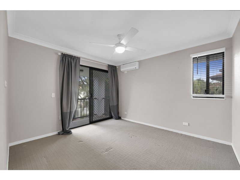 13/156 Greenacre Drive, Arundel QLD 4214