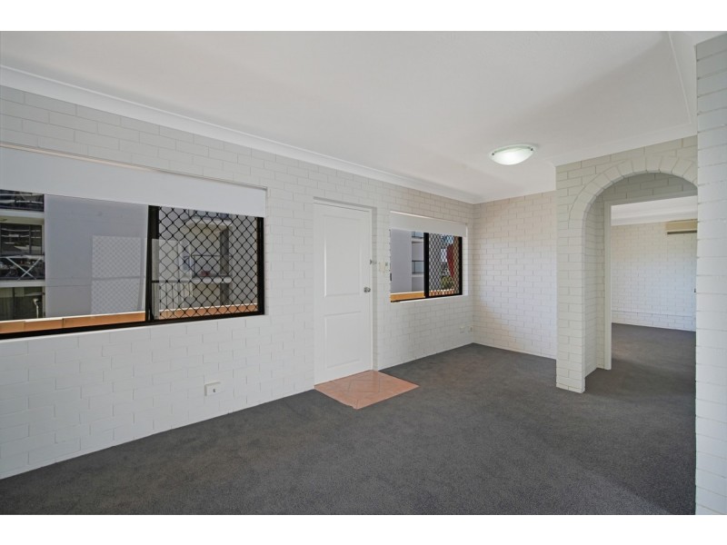 302/132 Marine Parade, Southport QLD 4215