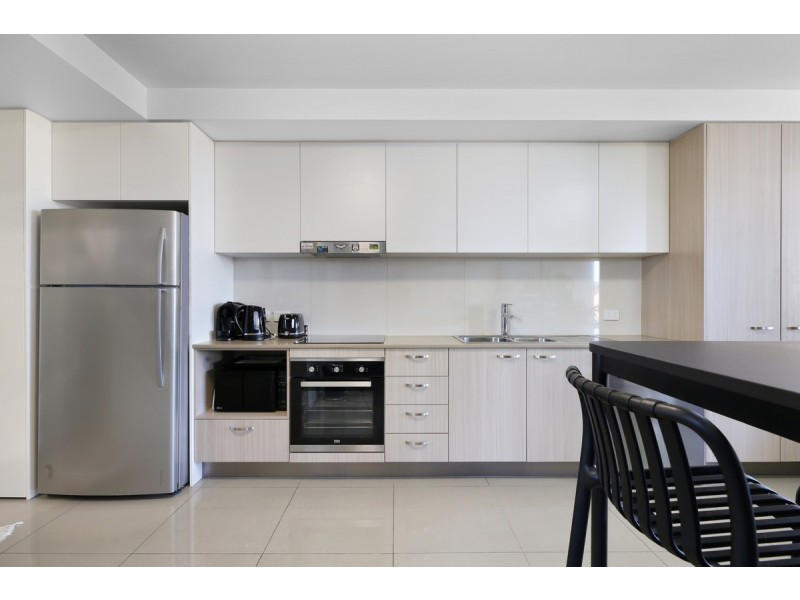 15/22-24 Lather Street, Southport QLD 4215