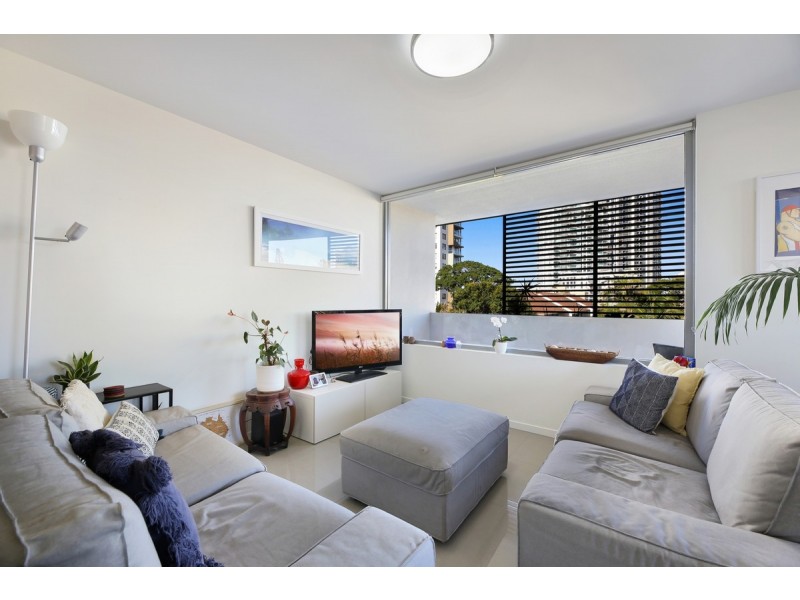 15/22-24 Lather Street, Southport QLD 4215