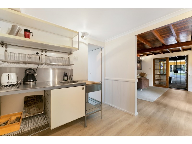 6 Magnolia Drive, Southport QLD 4215