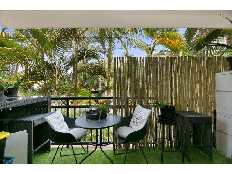 9/5 Railway Street, Southport QLD 4215