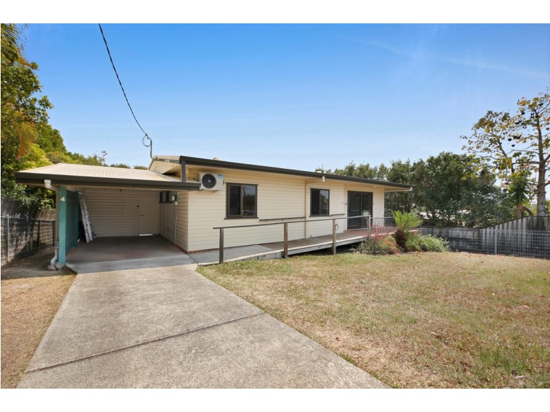 4 Fox Avenue, Southport QLD 4215