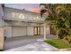 8 Ridgeway Avenue, Southport QLD 4215