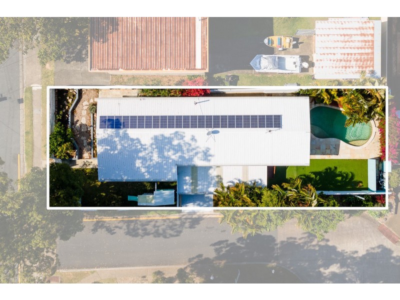 8 Ridgeway Avenue, Southport QLD 4215