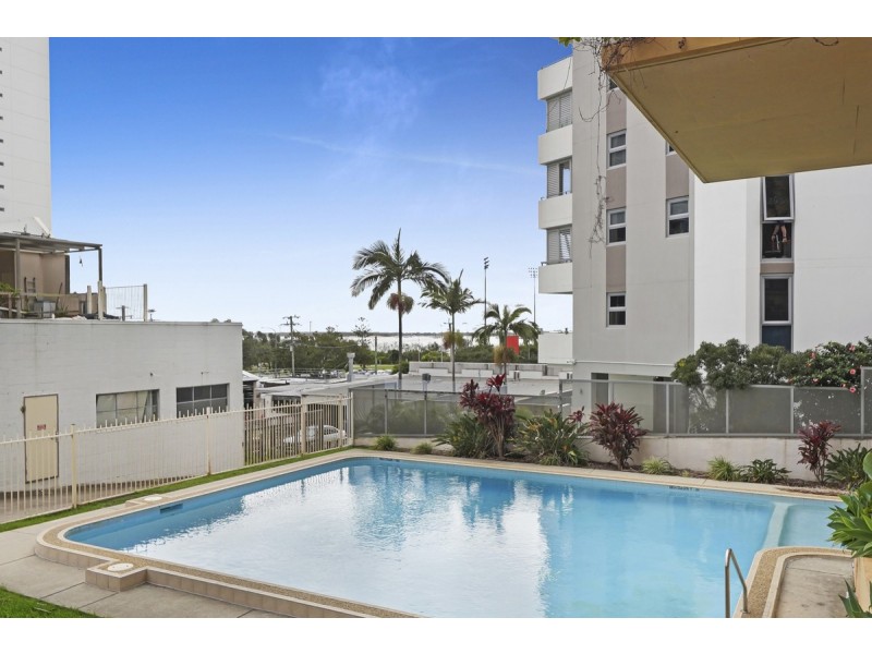 33/72 Marine Parade, Southport QLD 4215