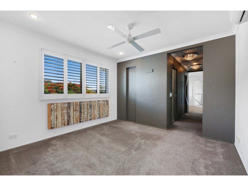 1/142 Smith Street, Southport QLD 4215