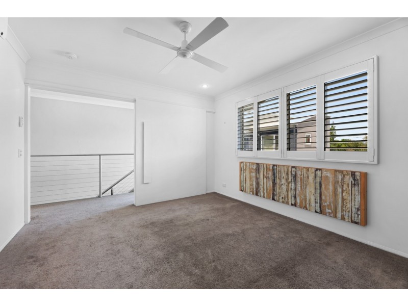 1/142 Smith Street, Southport QLD 4215