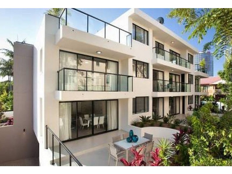 2/41 Meron Street, Southport QLD 4215