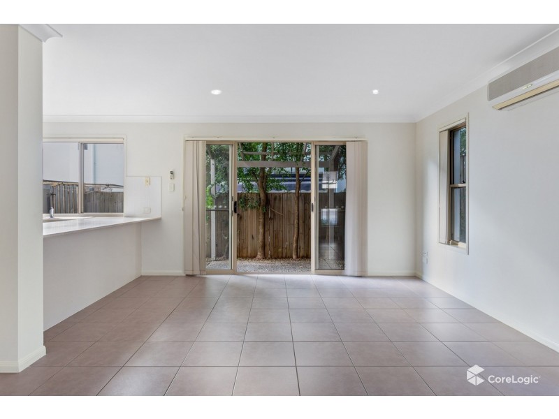 8/32-34 Margaret Street, Southport QLD 4215