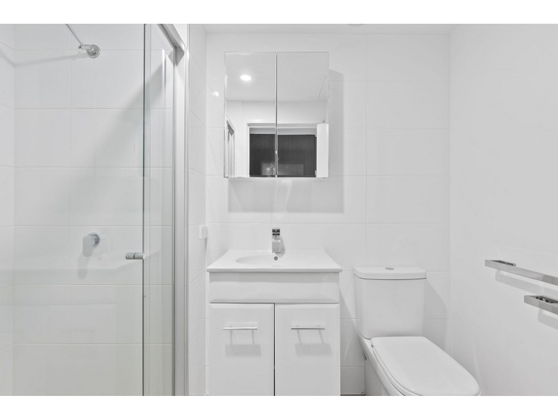 6/43 Lenneberg Street, Southport QLD 4215