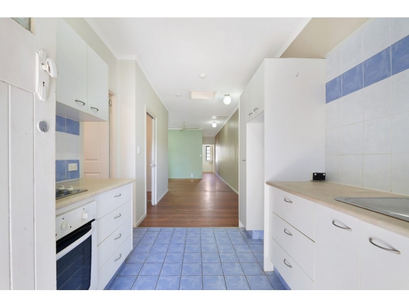 3/9-11 Walton Street, Southport QLD 4215