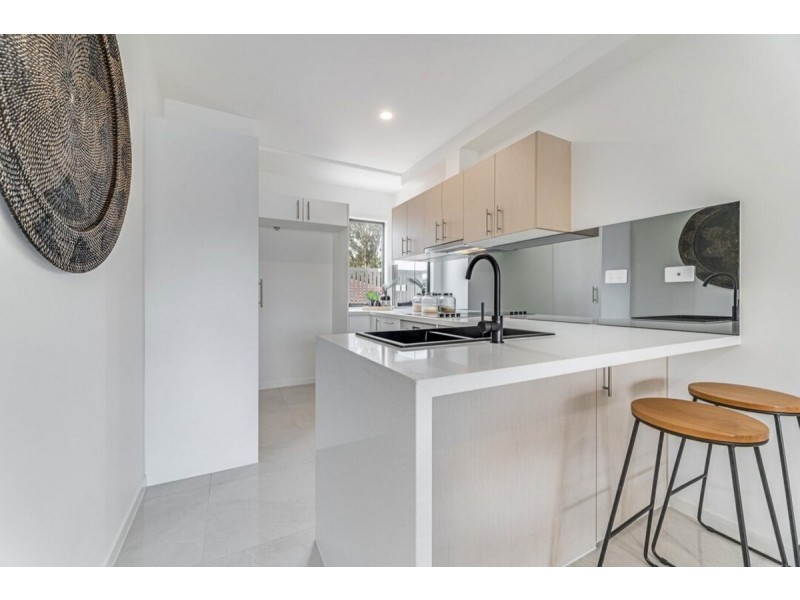 32 Ward Street, Southport QLD 4215